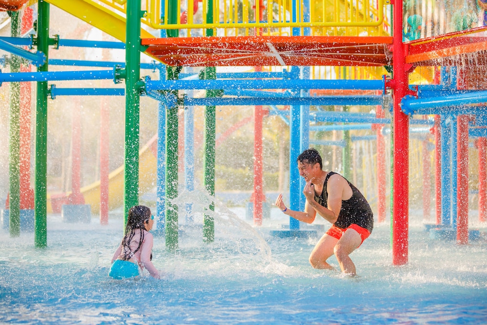 Selectum Noa Resort Cam Ranh 6