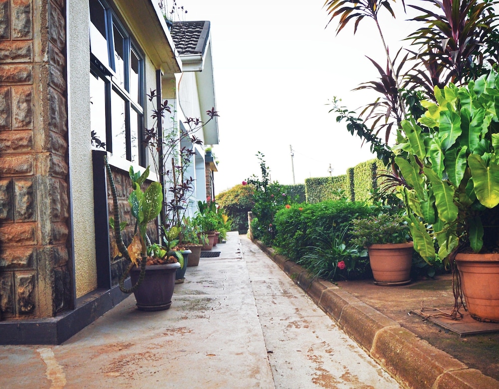 Voyager Hotels and Suites
