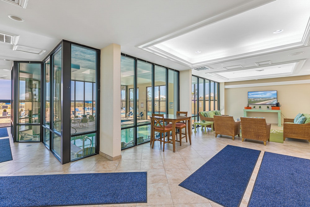 Gulf-front 2BR w/ Resort Amenities, Beach Access