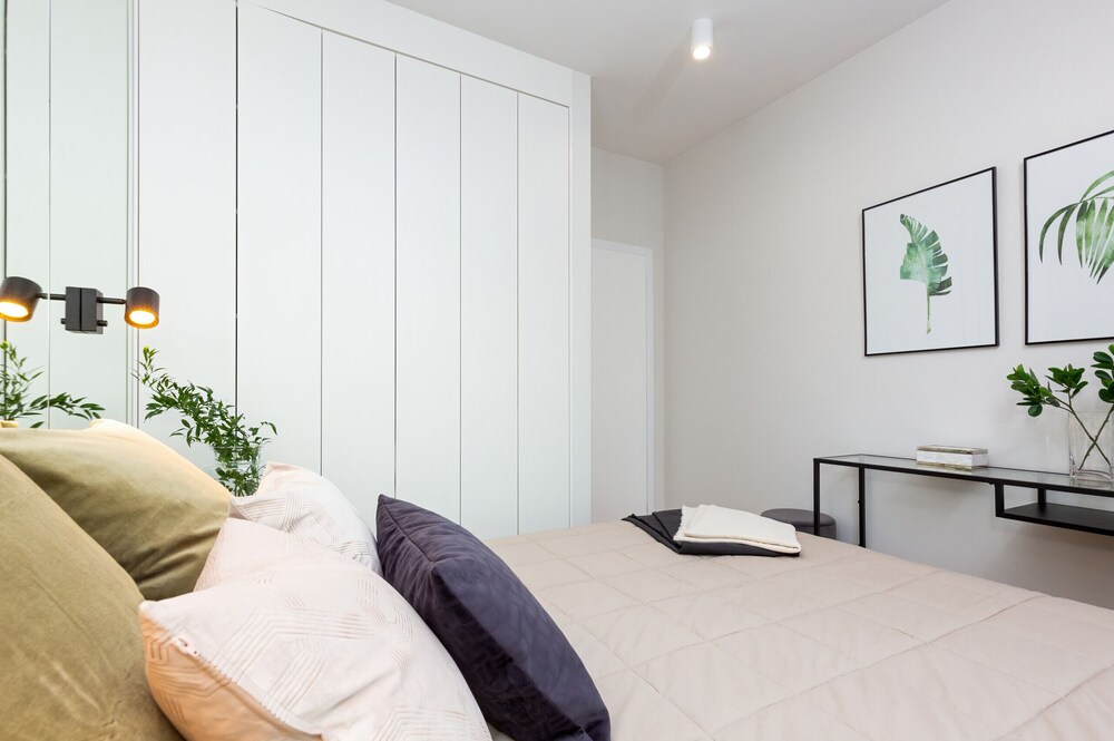 Mennica Residence City Center by Renters