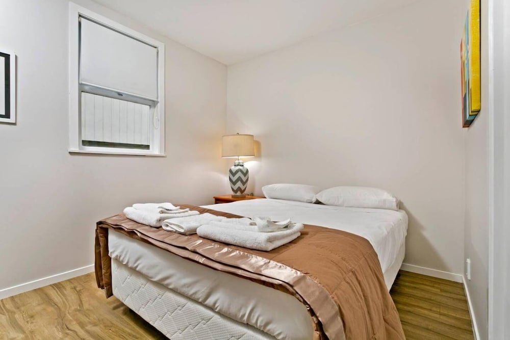 Takapuna Guest House view 4