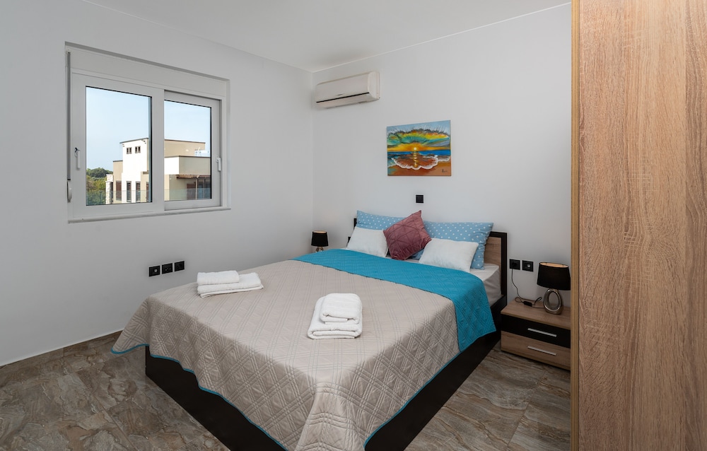 Sweet Home Apartments photo 4