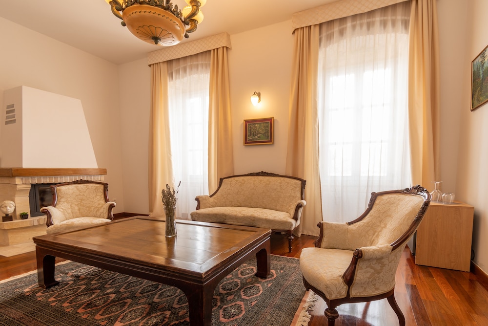 Heritage Villa Apolon