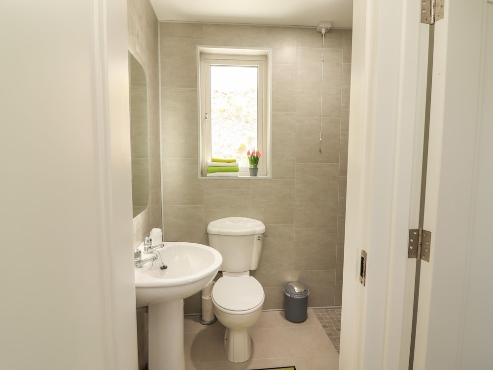 Coolnaharragill Lower Annexe