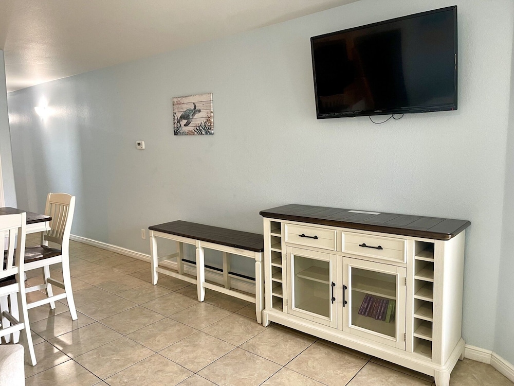 Beachgate Condo Suites And Hotel 536+537a+537b 3 Bedroom Condo