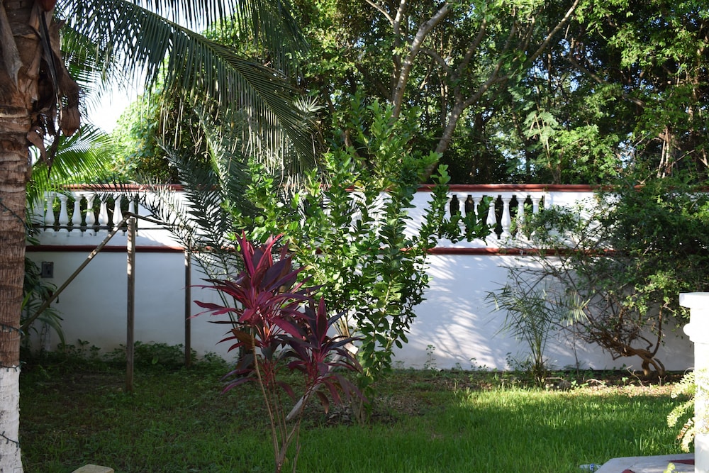 Mansion Giahn Inn