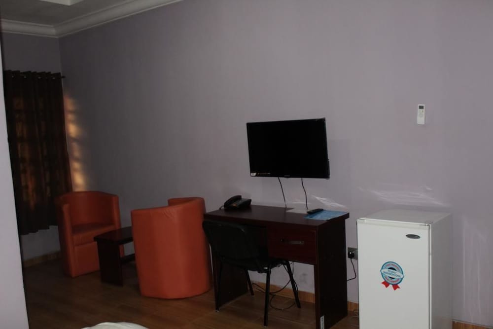 Photo 12