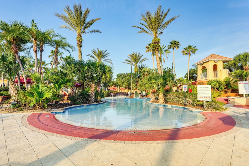 Regal Palms Gem Near Disney w/ Patio, Themed Rooms