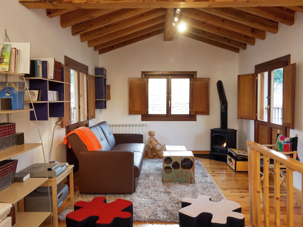 Cozy Mansion in Torrecilla en Cameros With Mountain View view 3