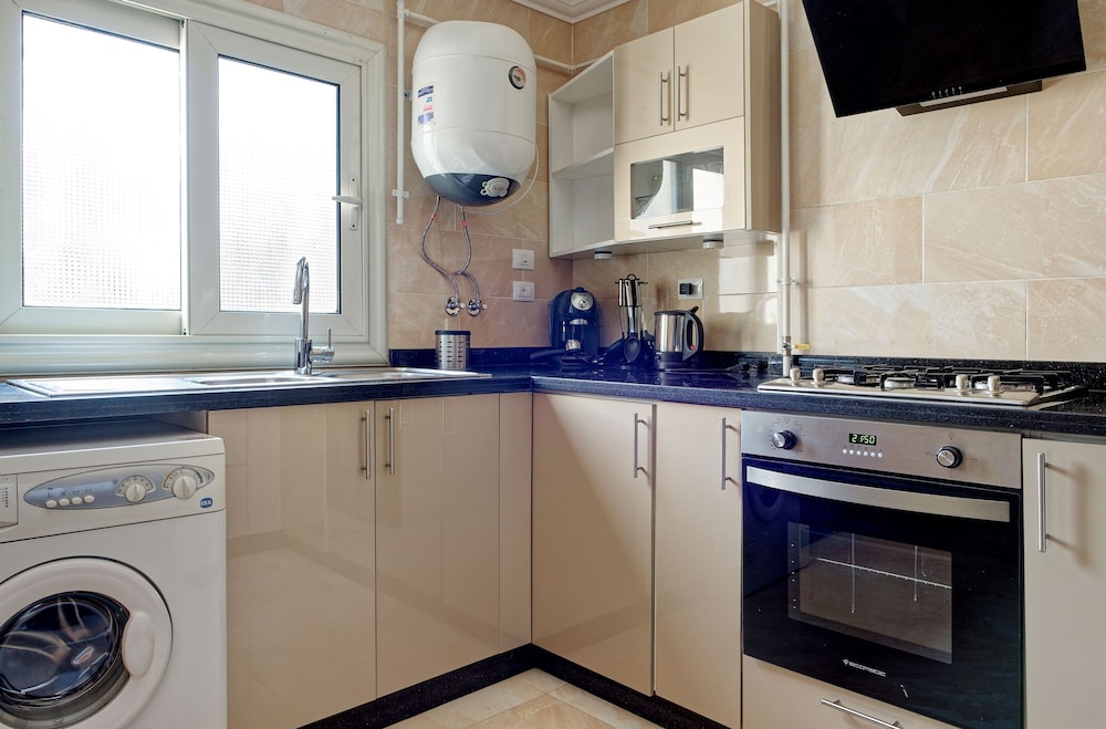 Vesta - Luxury Apartment - 2BR - Almaza