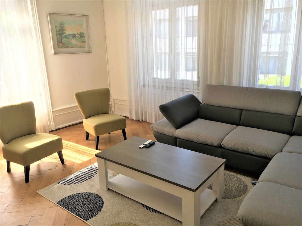 Ariba Aparthotel