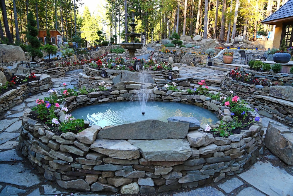 Stone Hearst