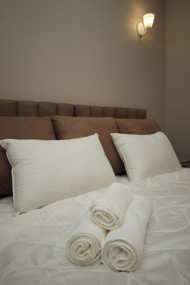 Hillside Guest House