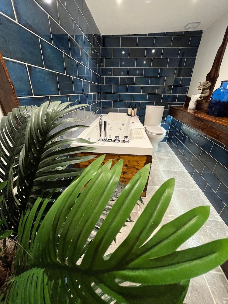 Manor Sun Retreat