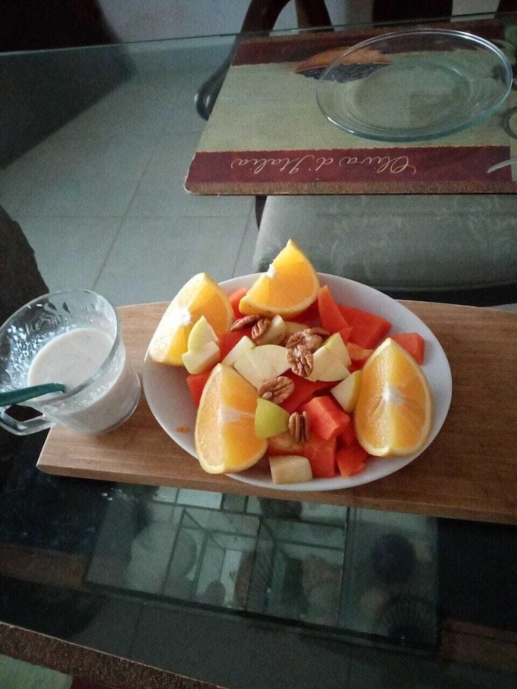 Food & Beverage