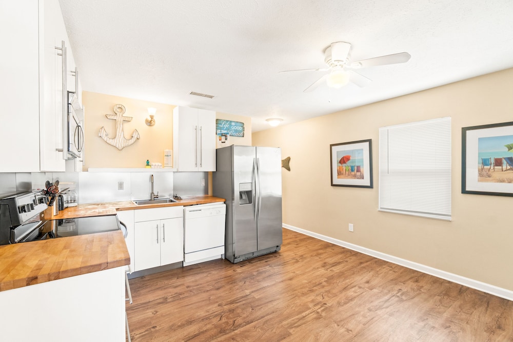 Adorable Beach Cottages in Panama City Beach by Panhandle Getaways