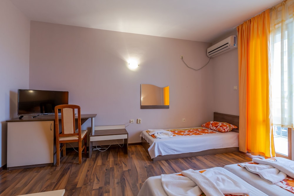 Double Room in Dafinka Guest House