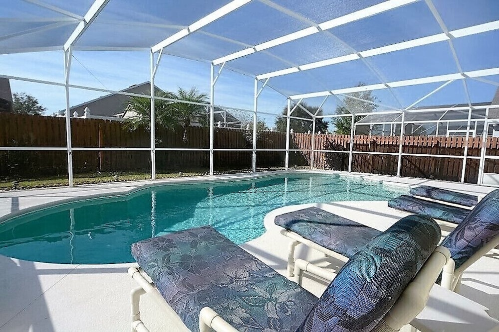 663 4-bedroom Pool Home, Eagle Pointe Kissimmee - Image 3