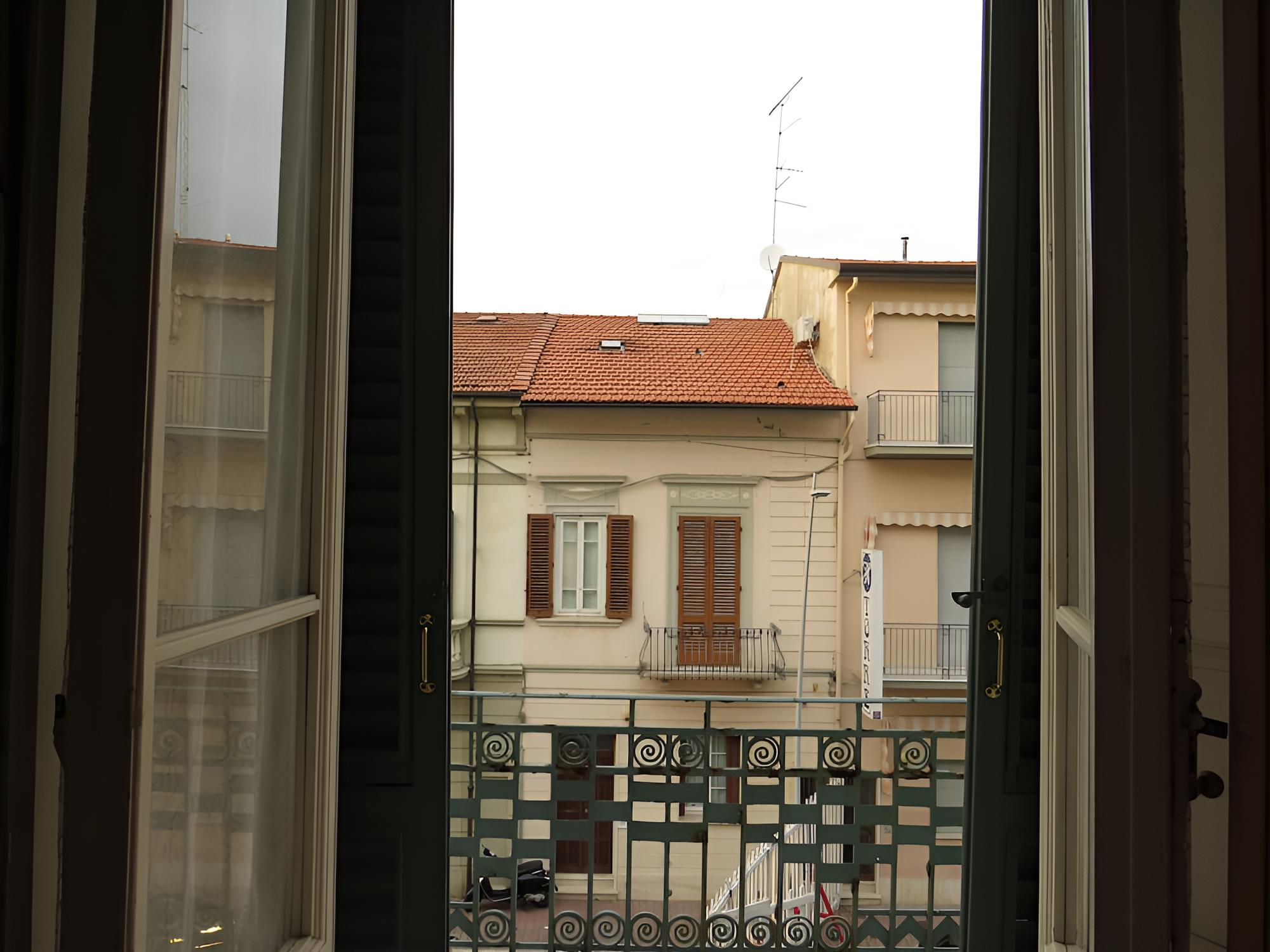 Photo 38