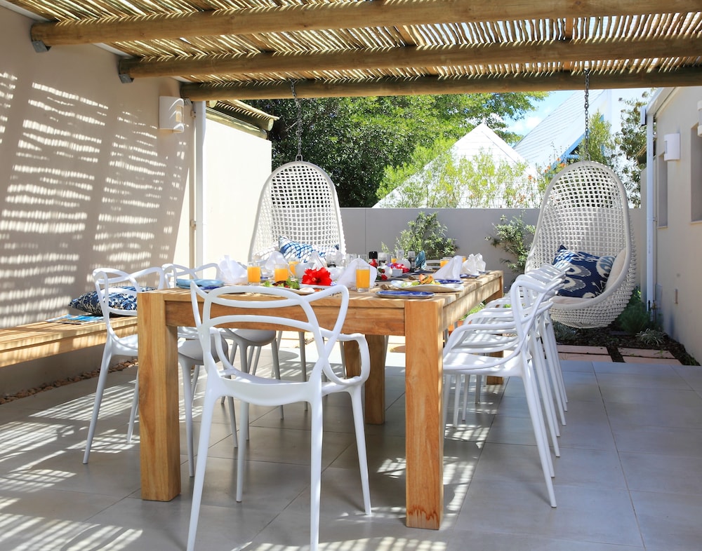 Scallop Guest Lodge