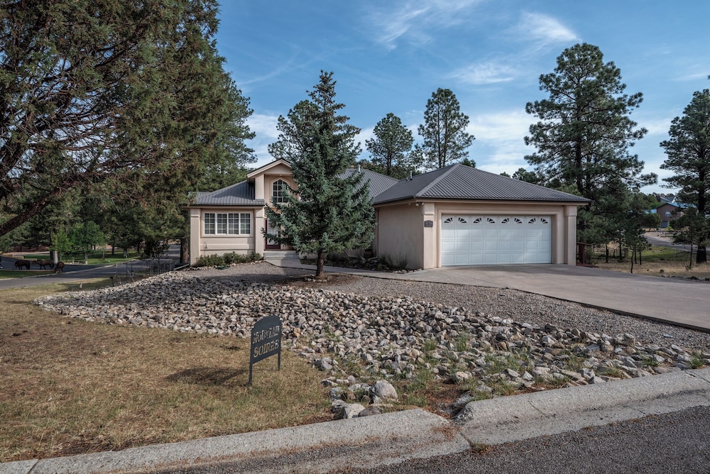 Mountain Soiree by Ruidoso Vacation Rentals
