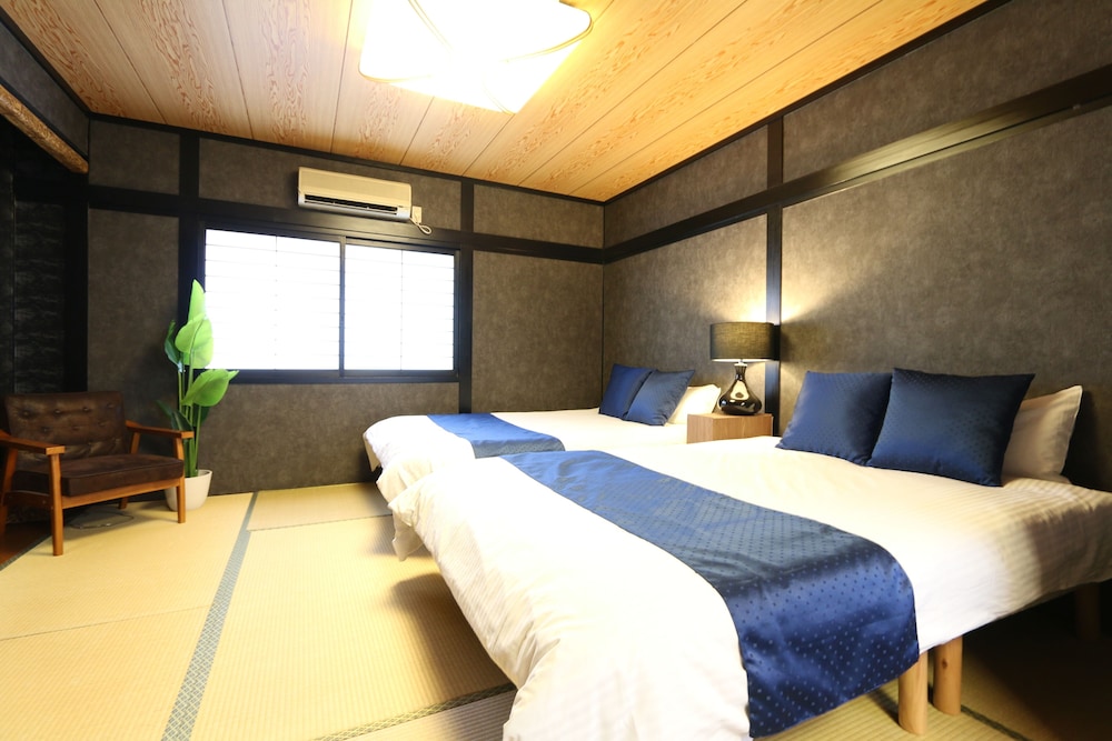 Guest House Liz Nakazaki-cho