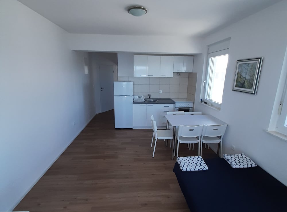 Apartments Lana