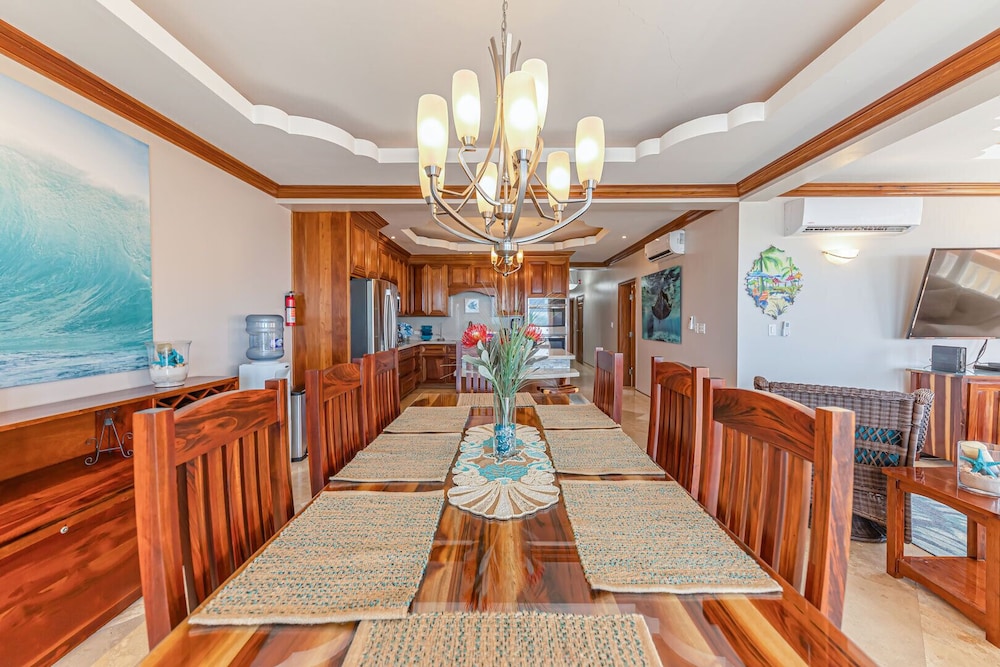Hol Chan Ocean Front Residences