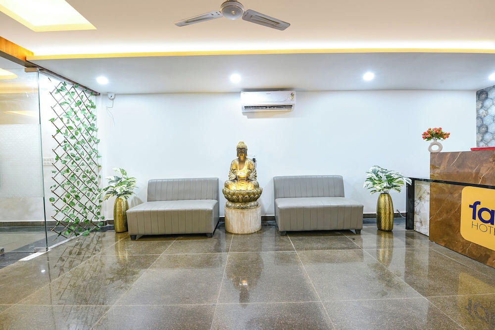 Fabhotel Comfort N Stay