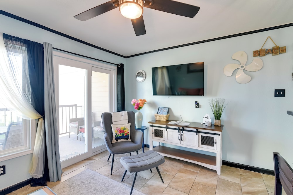 Across From Beach: Resort-style Galveston Condo