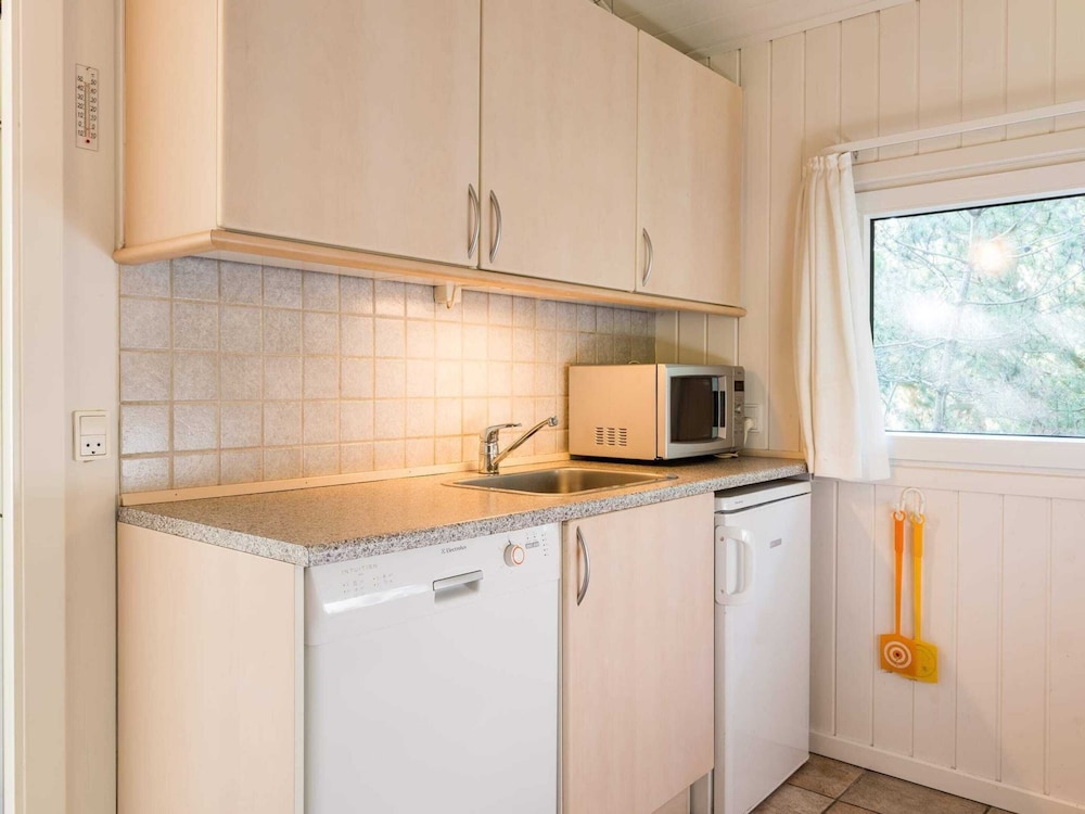 Enchanting Hideaway in Henne Town-by Traum view 4