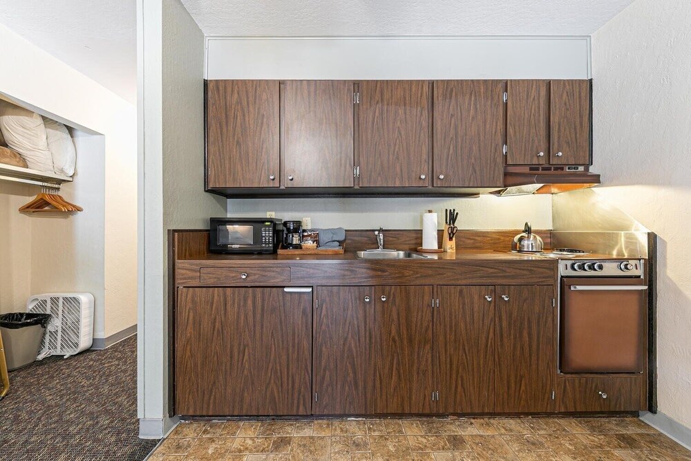 134 Bldg C 1 Bedroom Studio