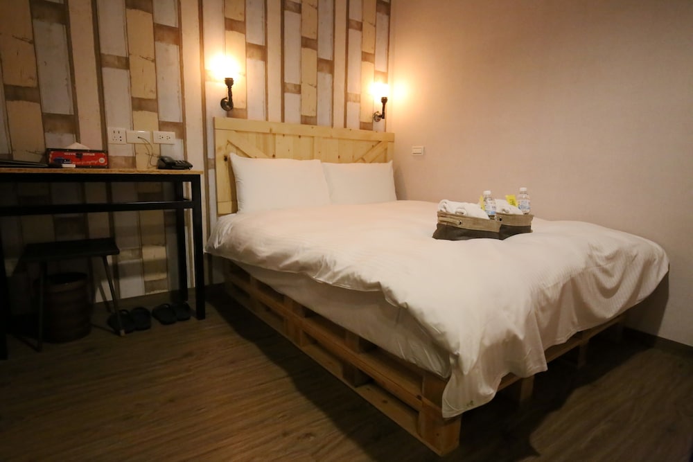 Nys Loft Hotel - Hostel