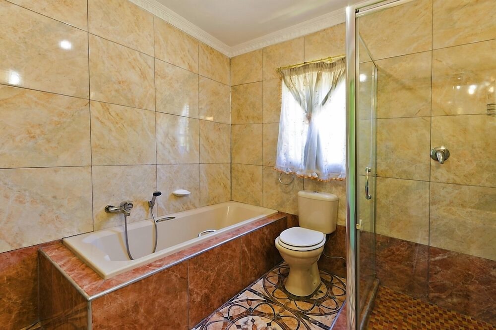 Golden Gate Guest House