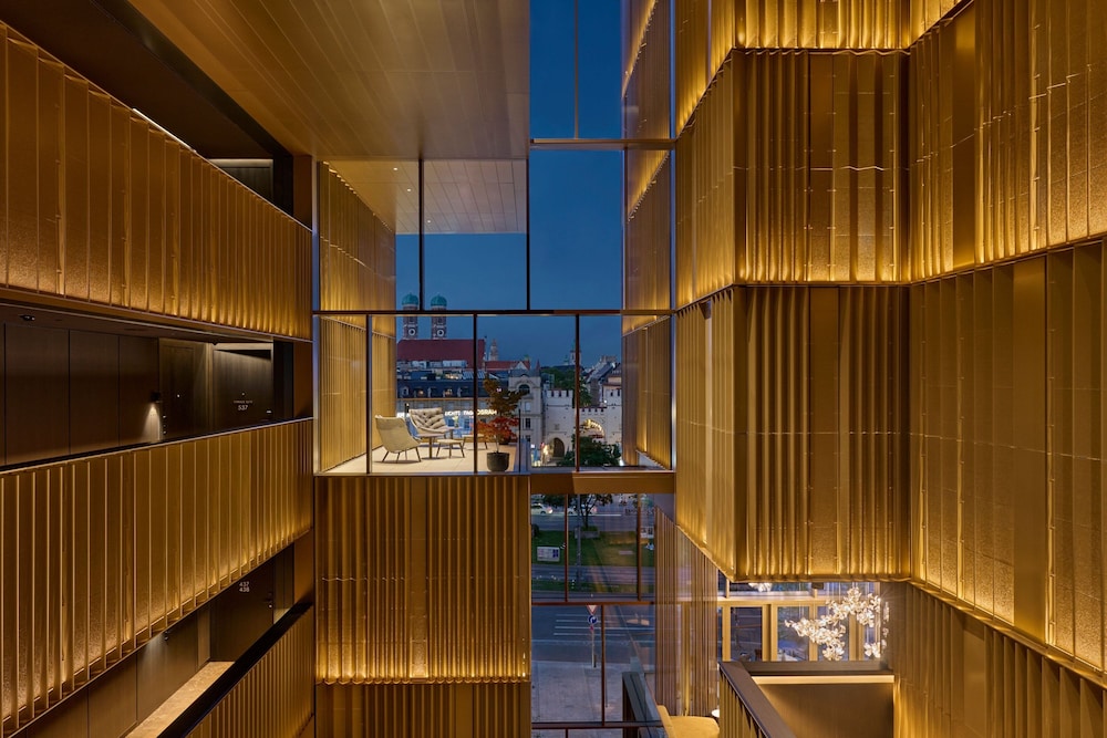 Koenigshof, a Luxury Collection Hotel, Munich 6