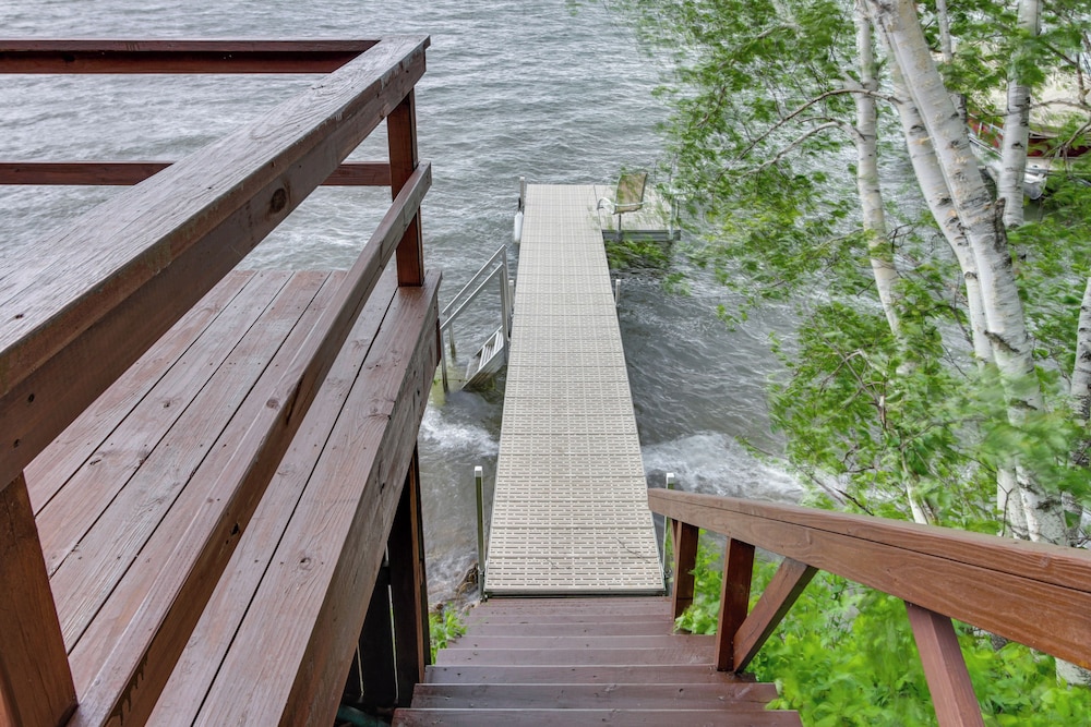 Lakefront Pelican Rapids Cabin w/ Boat Dock!