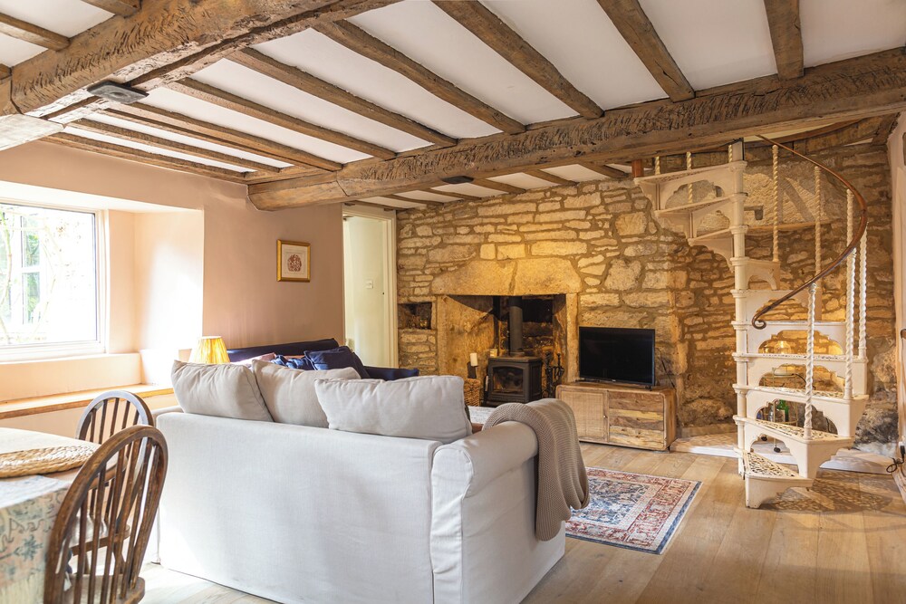 Stroud Vacations - Charming Country Cottage Near Nailsworth - Property Image 15