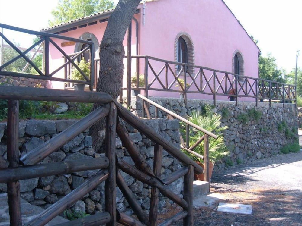 Photo 32