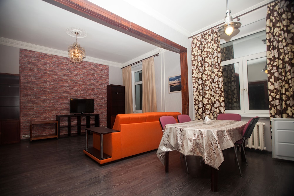 Kvart Boutique Kiyevskiy