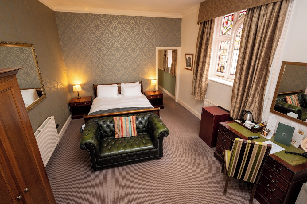 Marlborough Vacations - Castle And Ball by Greene King Inns - Property Image 3