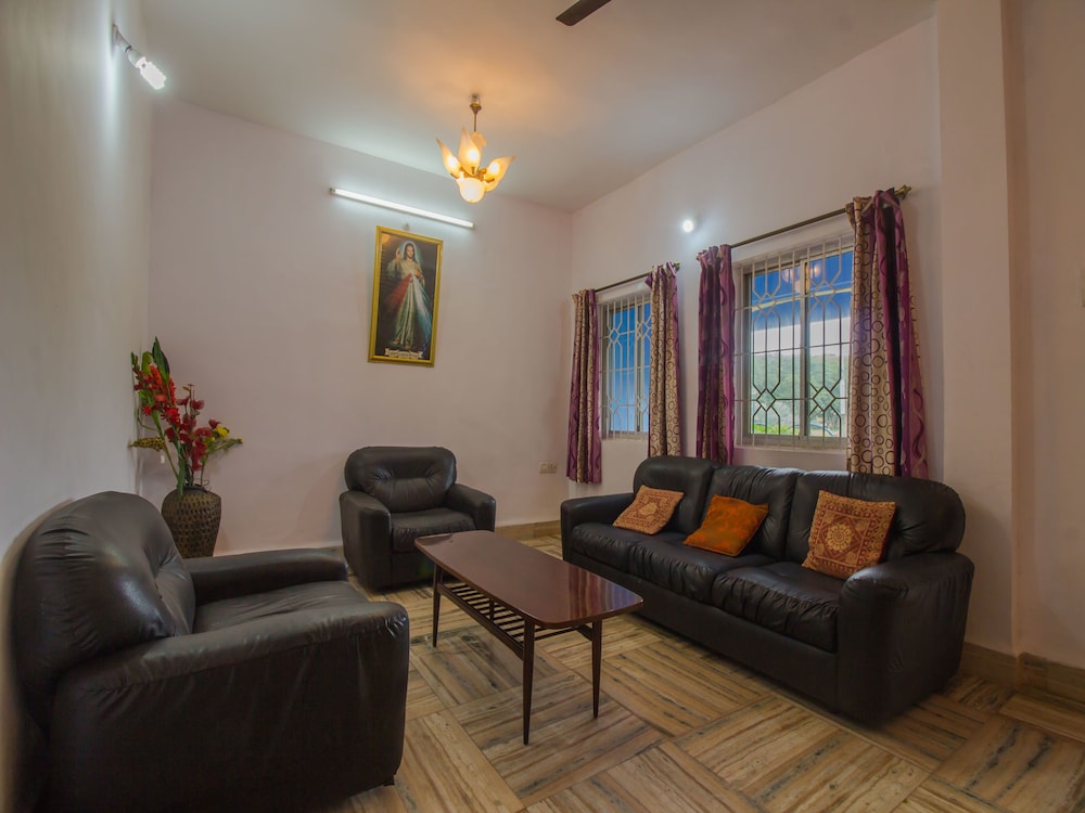 OYO 16923 Home Graceful Studio Miramar