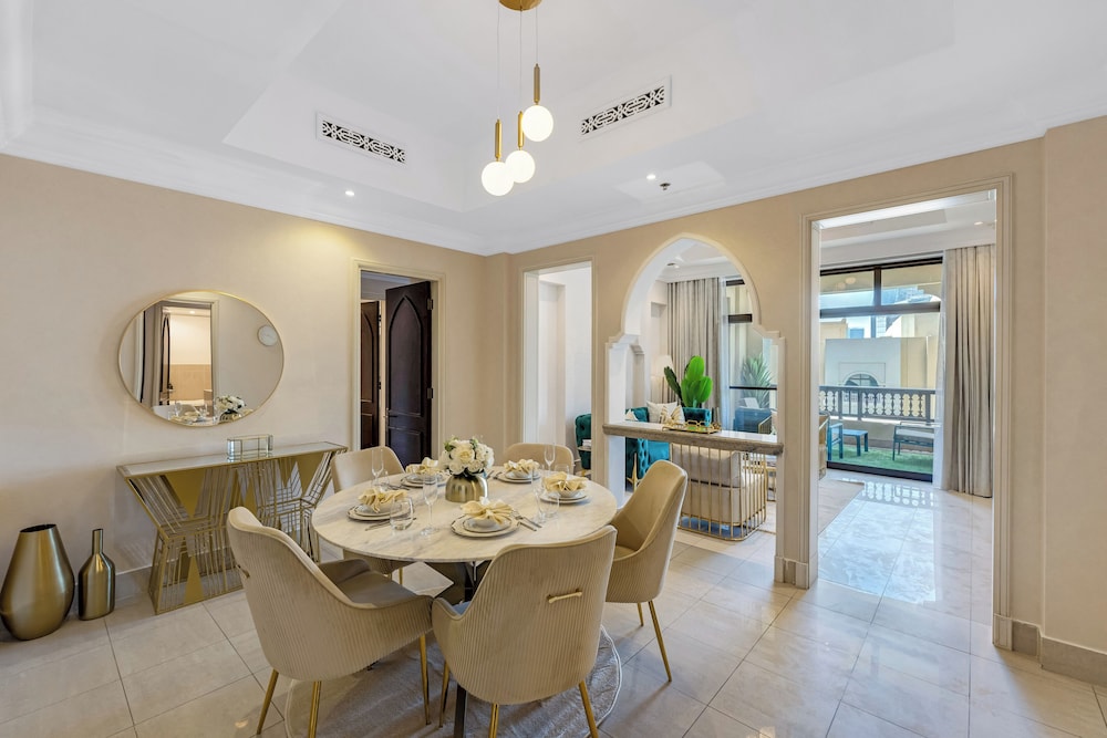 Durrani Homes - Luxe Living at Souk Al Bahar with Burj Khalifa and partial Fountain view