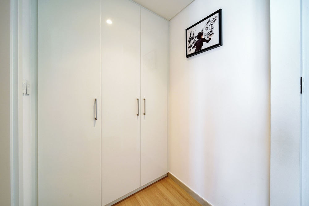 PVH - 2BR Artistic Retreat in Downtown Views 2