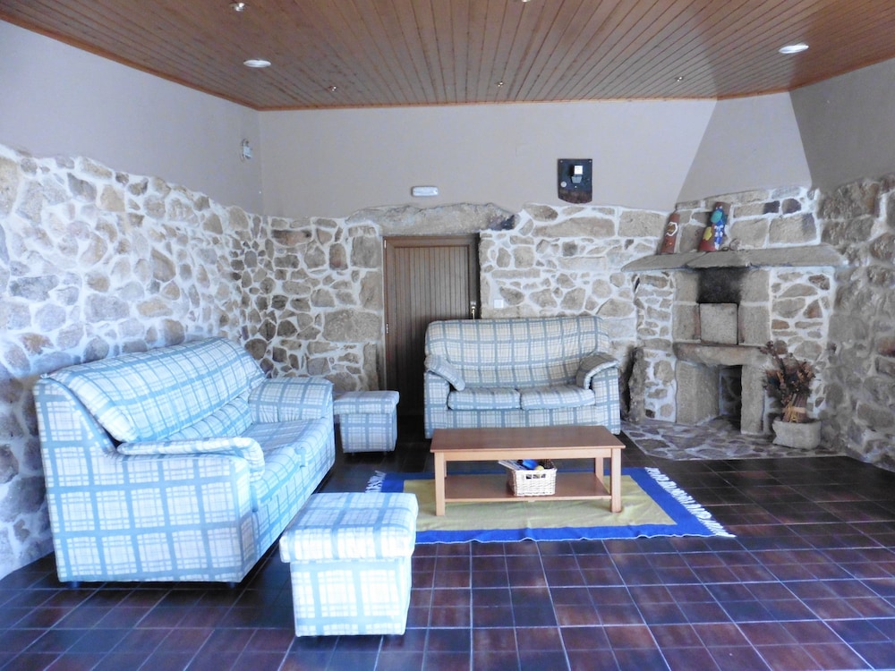 Albergue O Coto - Hostel photo 3