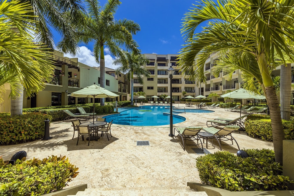 Palm Aruba Condos