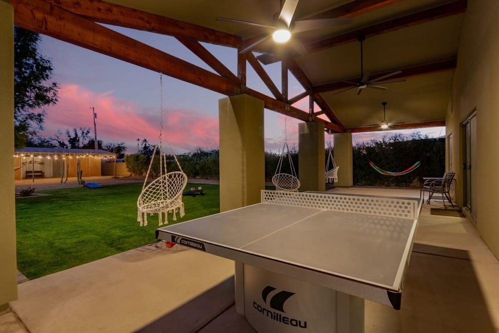 Scottsdale s Largest Hot Tub Davenport Ranch Estate