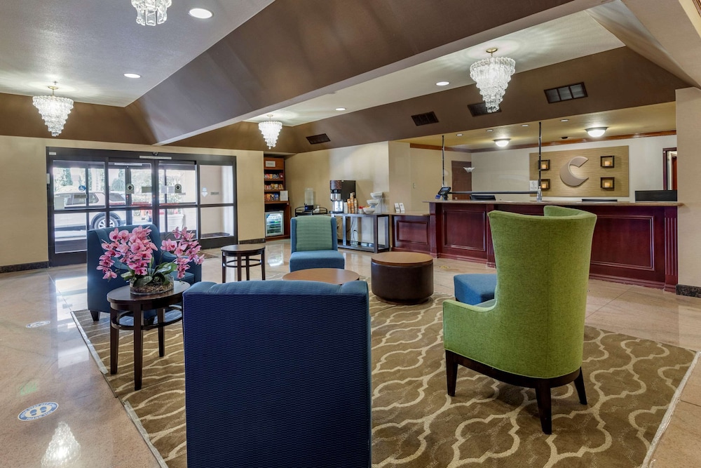 Redlands Vacations - Comfort Suites Redlands - Property Image 29