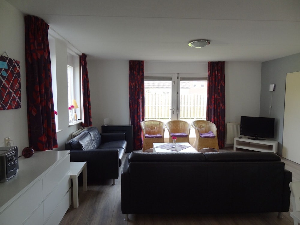 Spacious Holiday Home With Sauna Near Beach