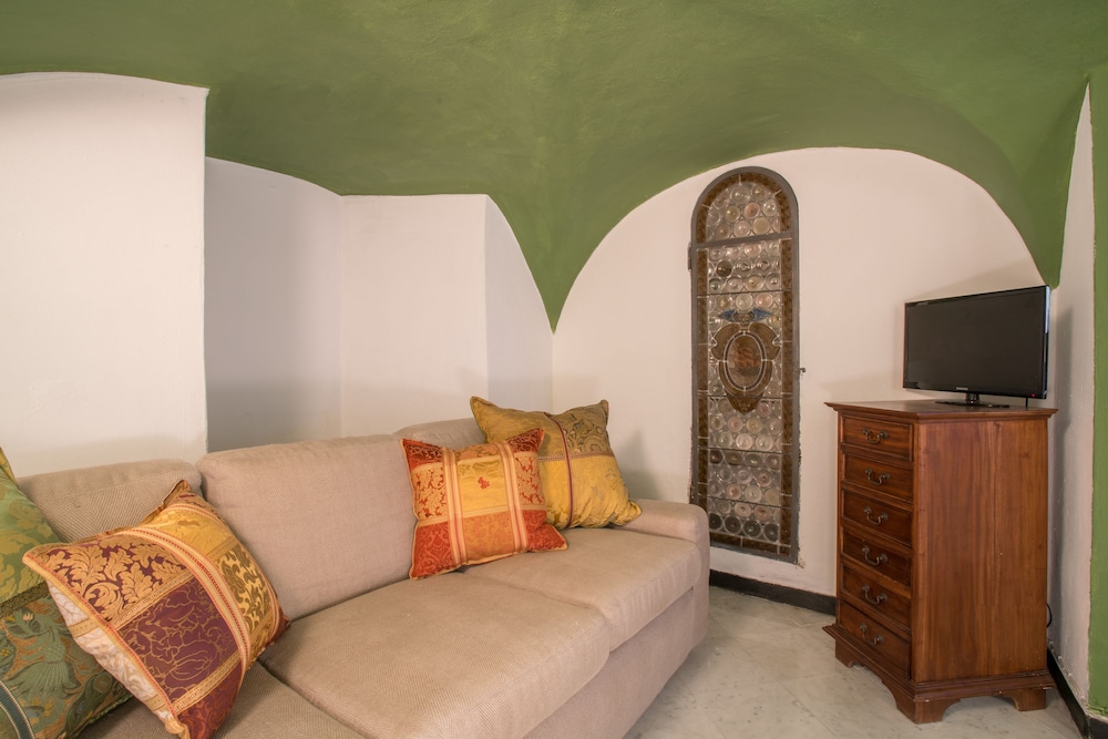 Villa Shelley Boutique Hotel