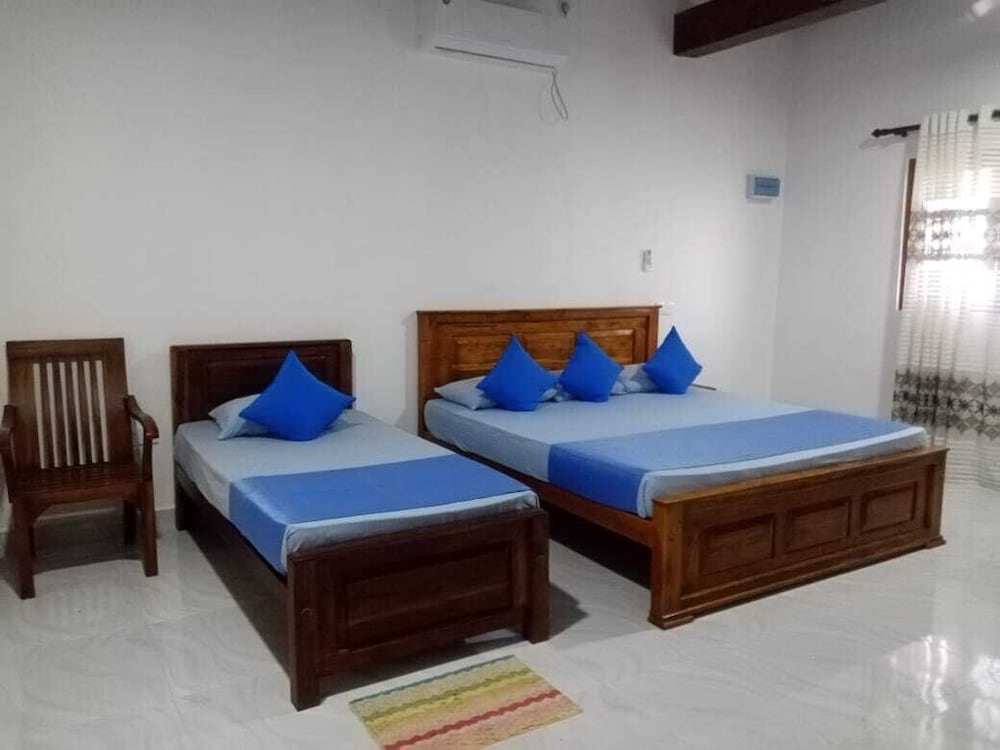 Kumbuk Sewana Villa